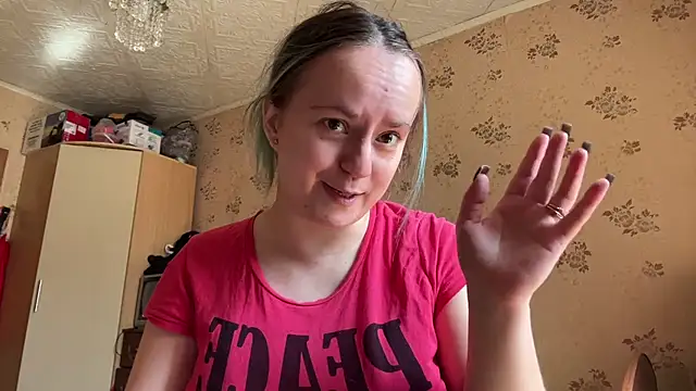 Bubblegum Tempt online show from March 19, 8:18 am