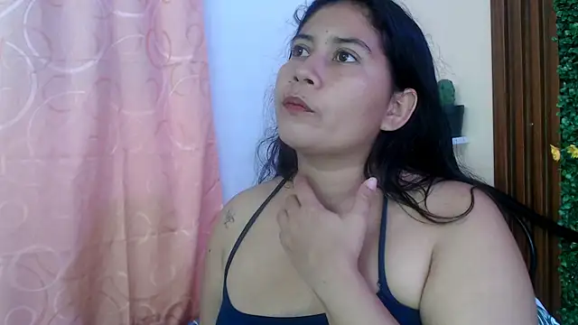 calimasalas2 online show from February 10, 2:36 am