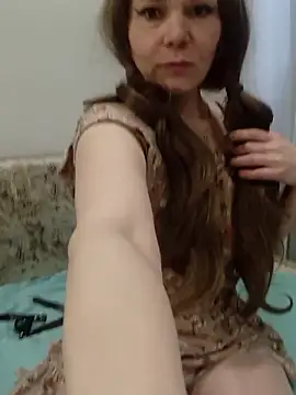 ValerieFisher online show from March 2, 7:15 am