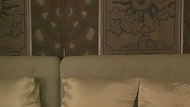 NyssaRaven online show from February 19, 4:56 am