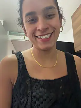 LunaHeat online show from April 6, 5:36 pm