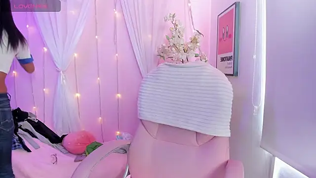 Bella Miller1  online show from March 3, 3:40 pm