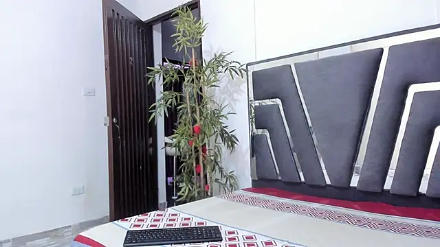 Sophiia88 online show from February 3, 11:37 am