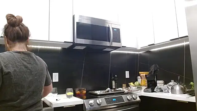 HazelSkyesChat online show from April 7, 3:14 pm