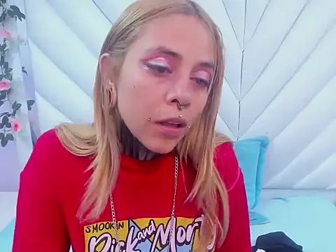 Dakota Angell  online show from February 4, 2:25 am