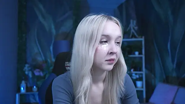 MaoqiBeverly online show from March 2, 5:08 pm