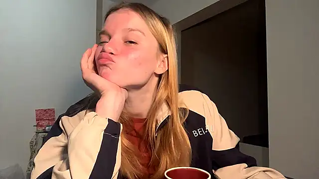 Tiffany Muse online show from March 20, 2:16 am