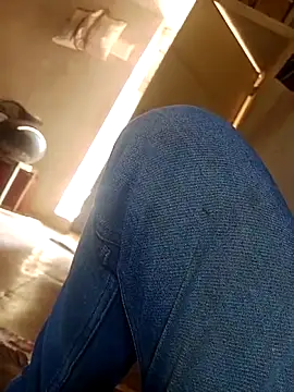 ashwiniraj567 online show from February 13, 5:31 am