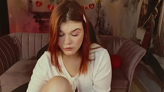 EllieFoxy online show from February 14, 10:01 pm