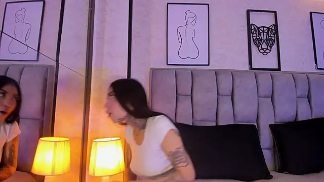 Ashley Blum  online show from May 24, 11:42 am