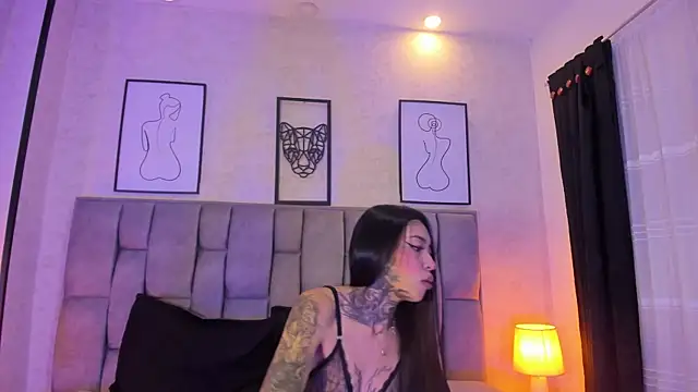 Ashley Blum  online show from May 7, 11:58 am