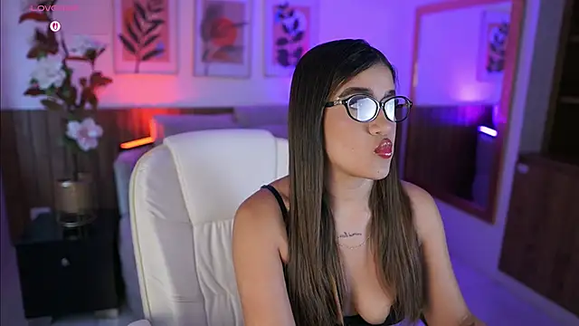 IvyGrabes online show from June 19, 7:17 pm
