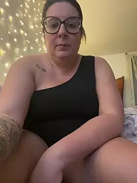 JasmineGlow7 online show from March 15, 11:40 pm