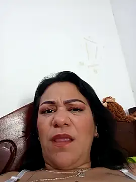 Dafne 77 online show from May 1, 11:30 pm