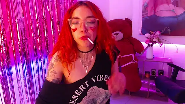 mere in redd online show from May 11, 4:04 pm