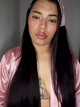 Scarlet Luxe online show from February 8, 3:54 am