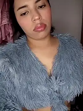 Scarlet Luxe online show from February 3, 12:21 am