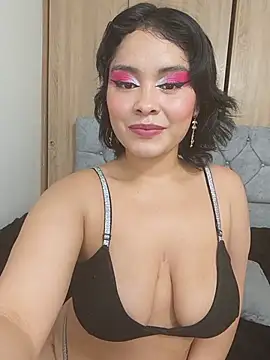 zoe love18 online show from June 16, 3:51 am