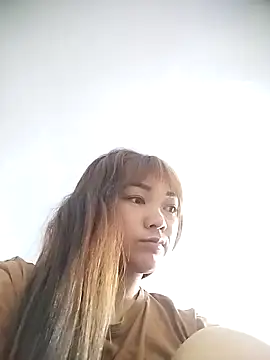 cute-hiphop online show from May 31, 5:41 pm