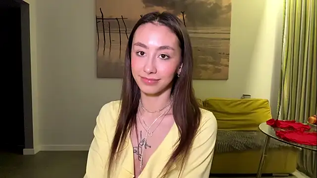 DeliaPesta online show from February 12, 7:15 pm