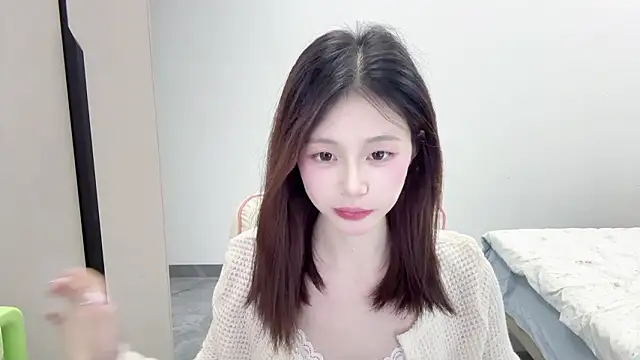 DYyyyyy-- online show from March 6, 12:44 pm