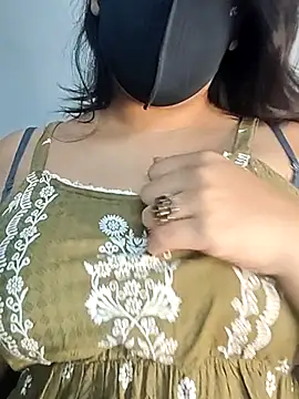 70upqm online show from July 4, 11:17 am