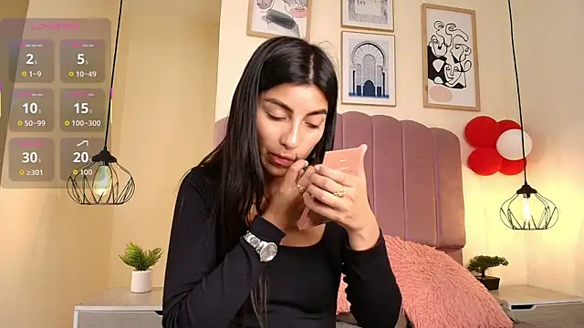 Ateneaaa  online show from April 1, 7:33 pm