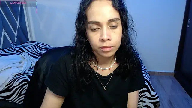 paula lopez   online show from March 4, 1:01 am