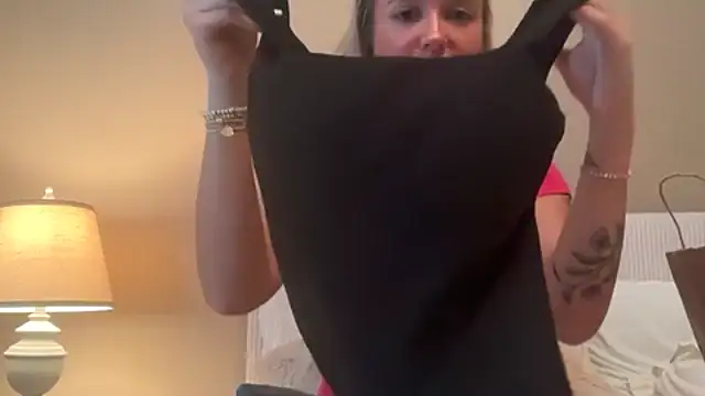 kelseyblu online show from May 20, 12:07 am