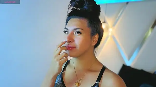 MeelFox online show from March 13, 2:07 pm