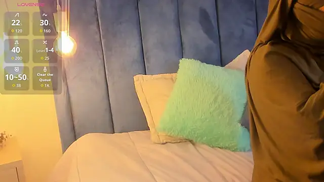 fatimarab   online show from March 17, 3:21 am