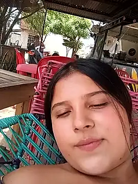 Salome Vivas online show from May 12, 4:03 pm