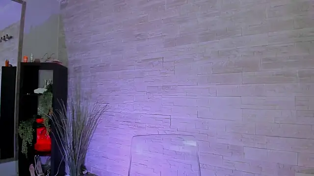 Ivorym00n online show from May 20, 5:48 am