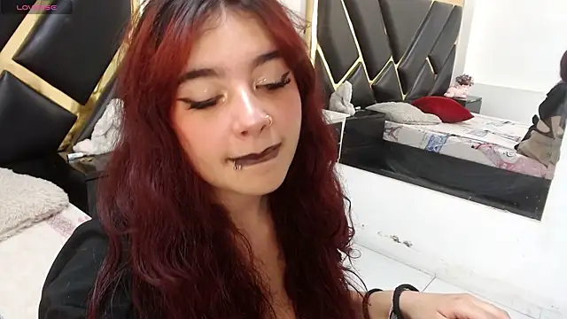 CarolRousee online show from May 19, 7:21 pm