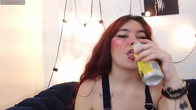 CarolRousee online show from May 29, 3:21 pm