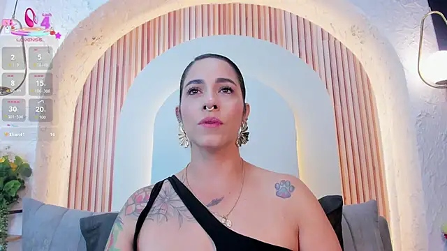 violet scott  online show from July 16, 10:53 am
