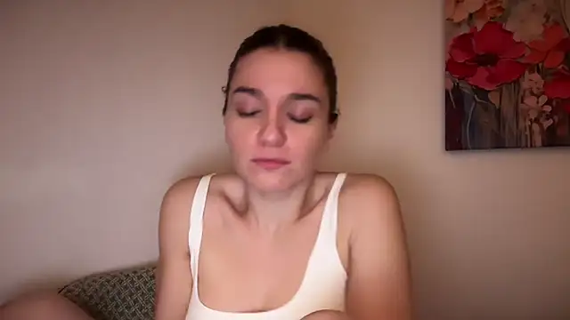 sammygirlll online show from March 28, 8:36 am