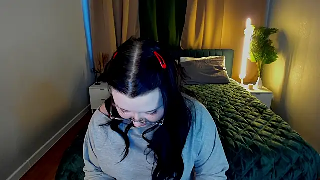 Kira G0ld online show from February 26, 1:37 am