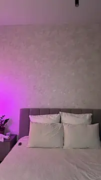 Velvet Hell online show from April 28, 9:46 am