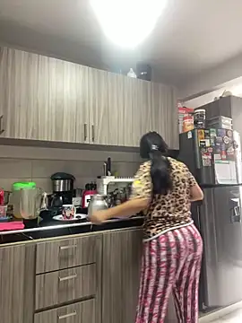 Emma Sanz   online show from March 8, 4:11 pm