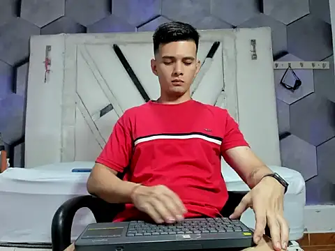 GoldenBoyM online show from June 20, 3:43 am