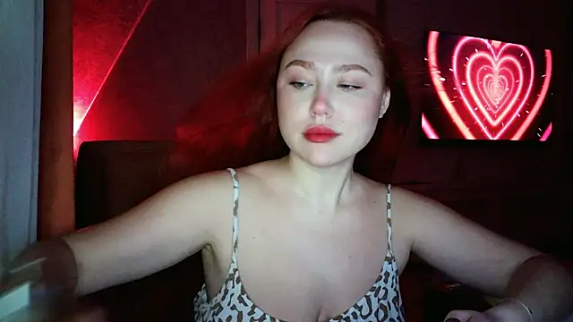 LolaaMint  online show from May 10, 3:14 pm