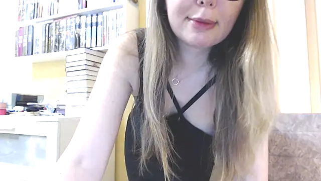 Tasiya online show from February 23, 8:08 pm