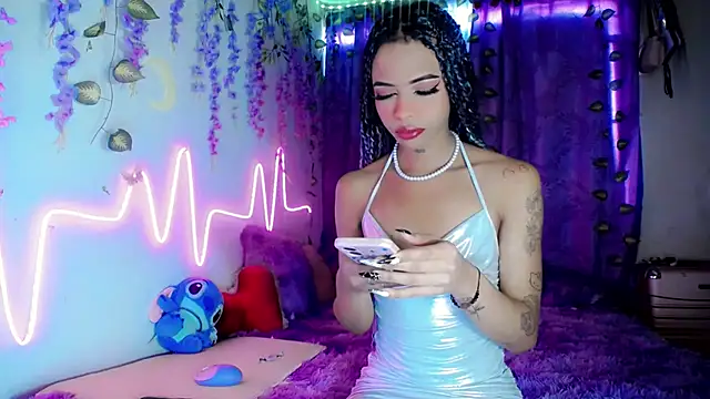 DahliaGill online show from July 12, 9:48 pm