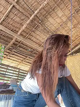 Briella Petite838 online show from April 15, 6:36 am