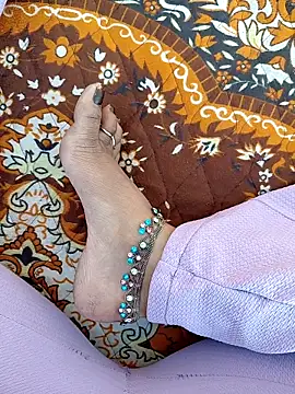 x couple2 online show from February 24, 11:31 am