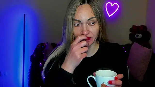 BlondMikey22 online show from April 9, 5:29 pm