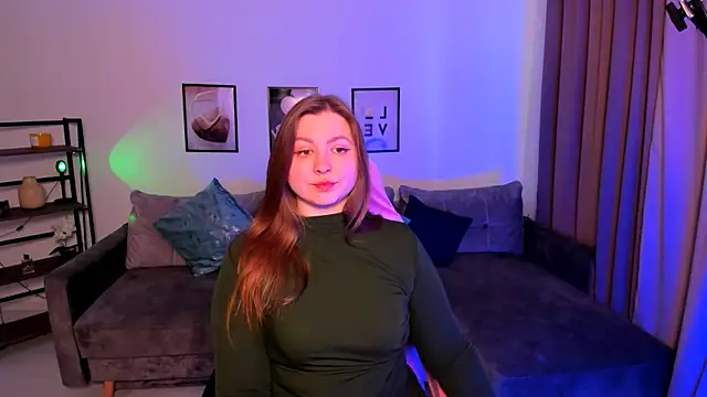 lea  luna online show from February 9, 7:54 am