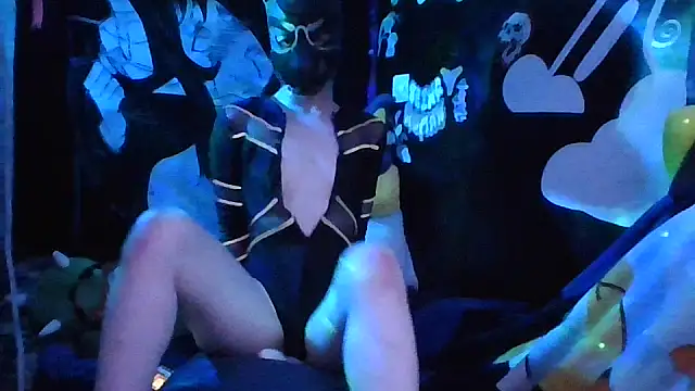 FeytalDesire online show from April 4, 11:53 am