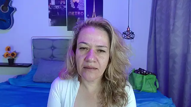 andreea xx online show from February 15, 1:43 pm